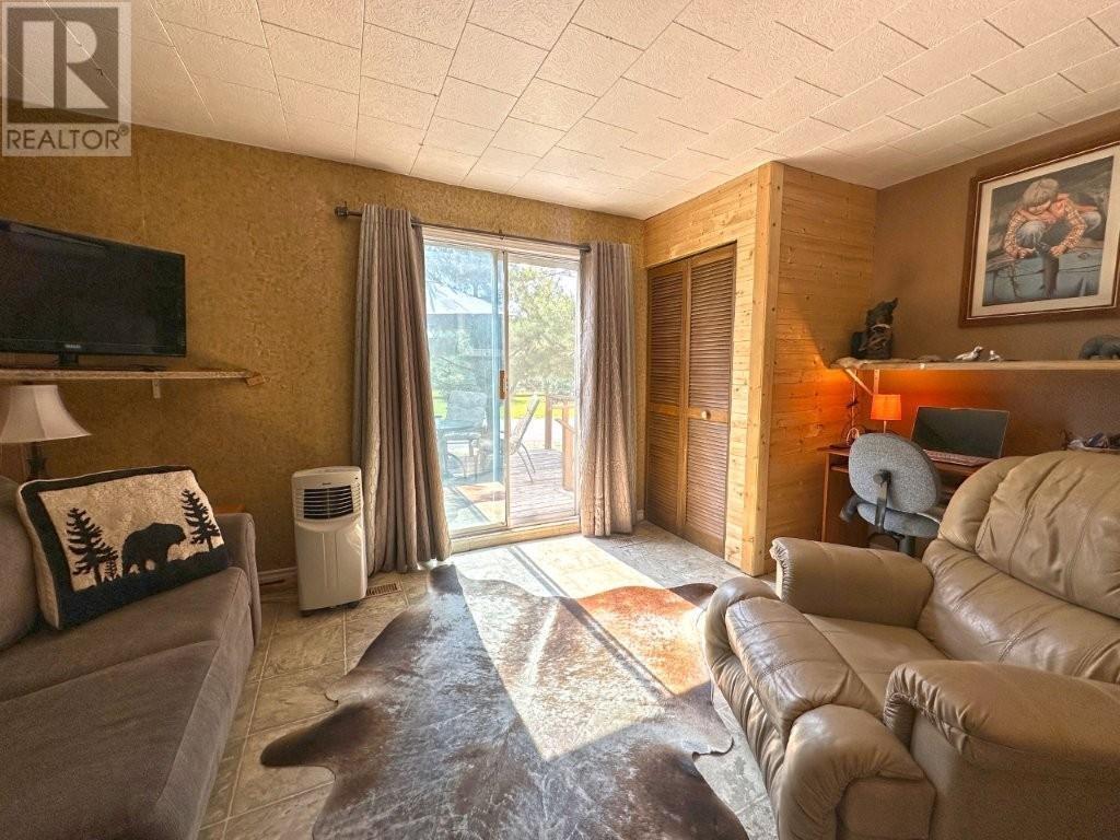 Photo 43 of 146 Dot Street, Beardmore ON