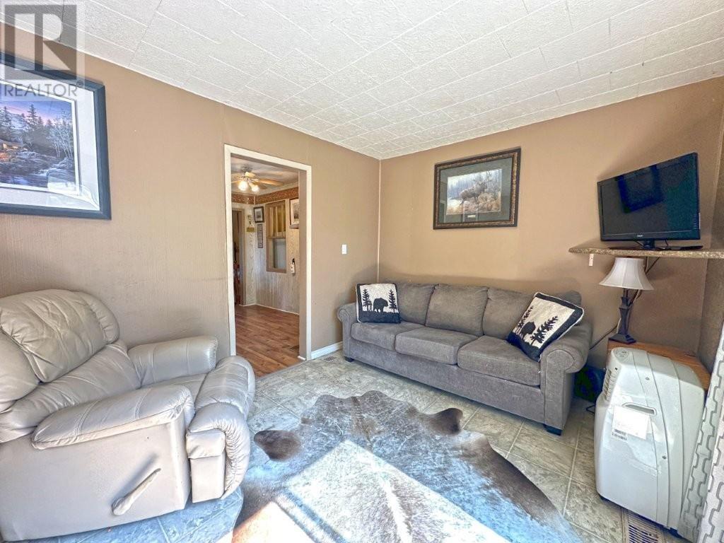 Photo 6 of 146 Dot Street, Beardmore ON