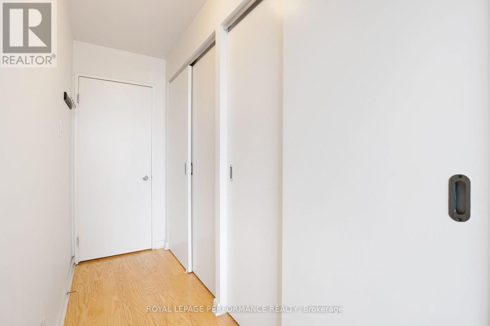 Photo 24 of 1403 324 Laurier Avenue W, Ottawa ON