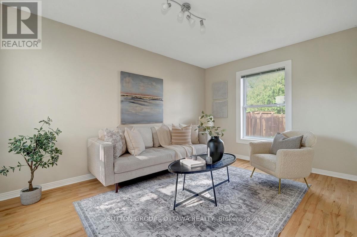 Photo 34 of 1677 Bottriell Way N, Ottawa ON