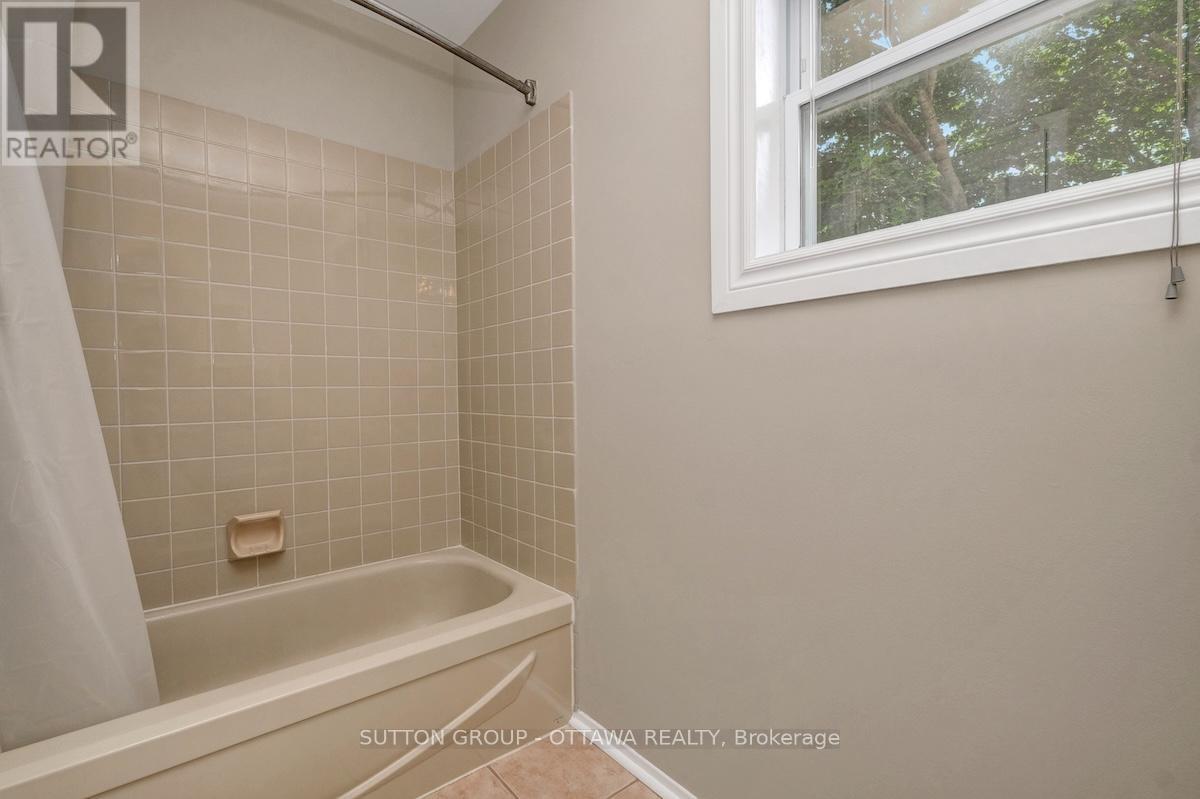 Photo 48 of 1677 Bottriell Way N, Ottawa ON