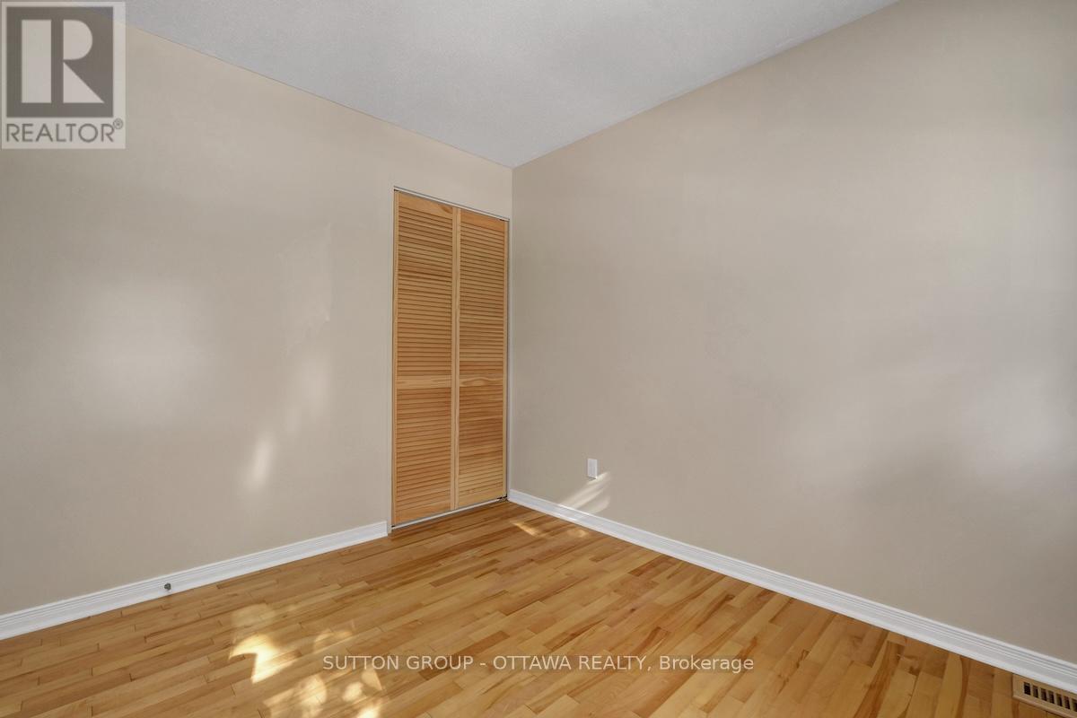 Photo 17 of 1677 Bottriell Way N, Ottawa ON