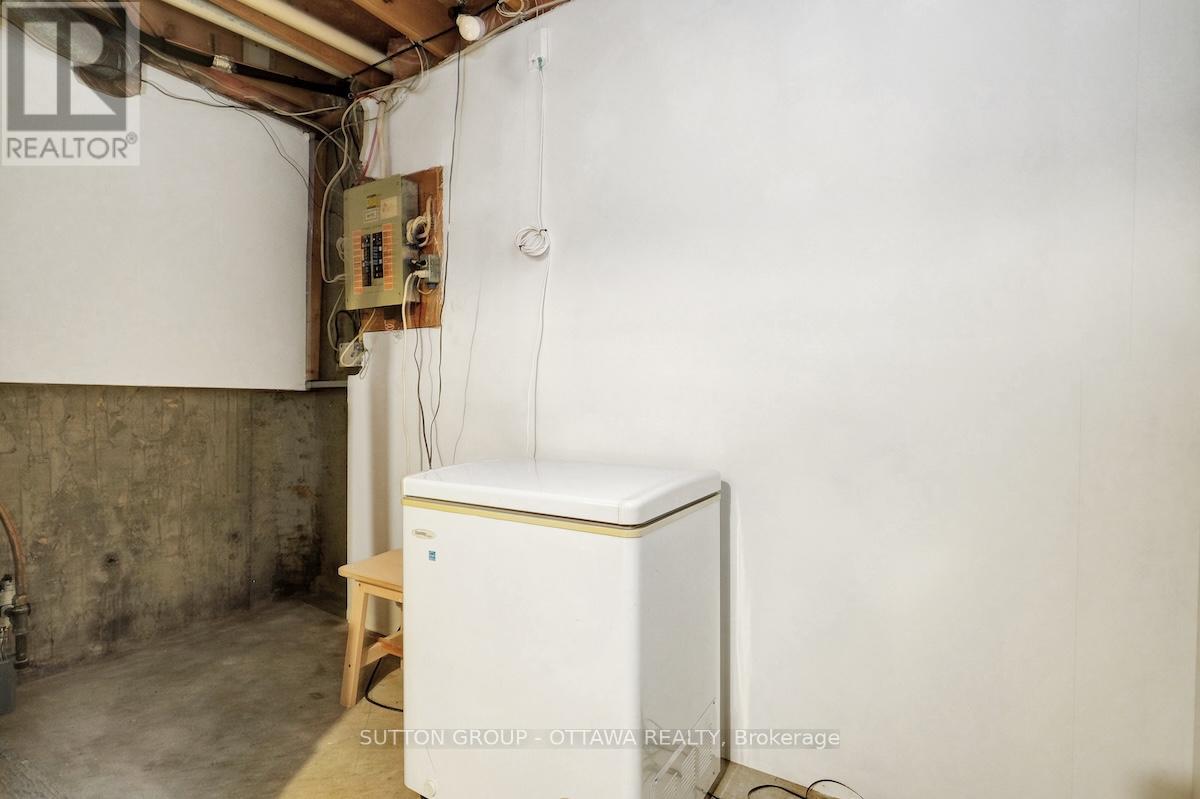 Photo 14 of 1677 Bottriell Way N, Ottawa ON