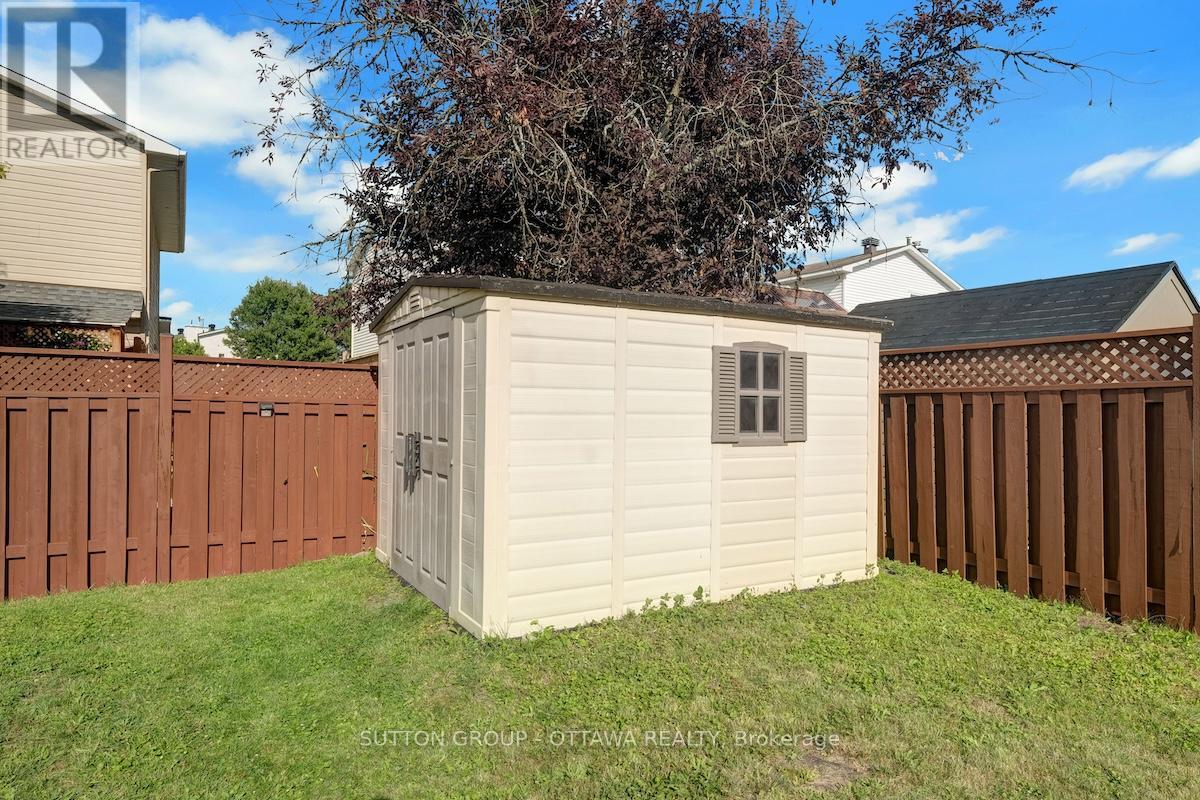 Photo 32 of 1677 Bottriell Way N, Ottawa ON