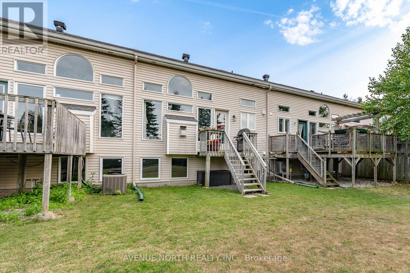 Photo 25 of 225 Gladeview Private, Ottawa ON