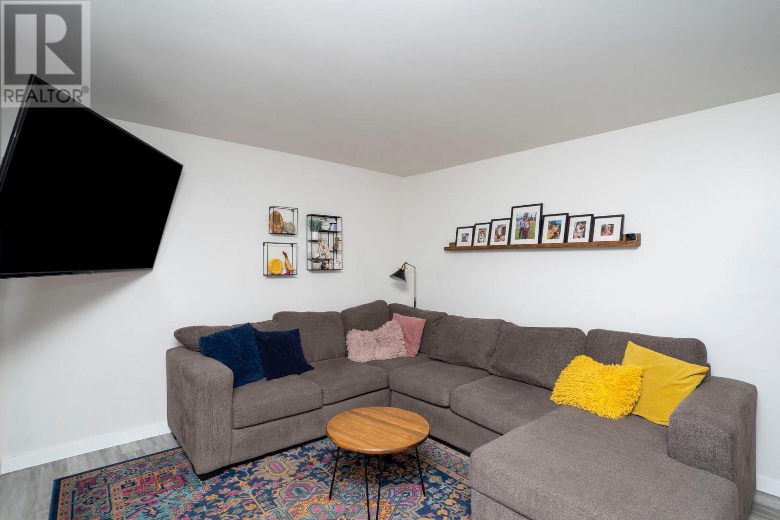 Photo 23 of 2226 Mcgregor Ave, Thunder Bay ON