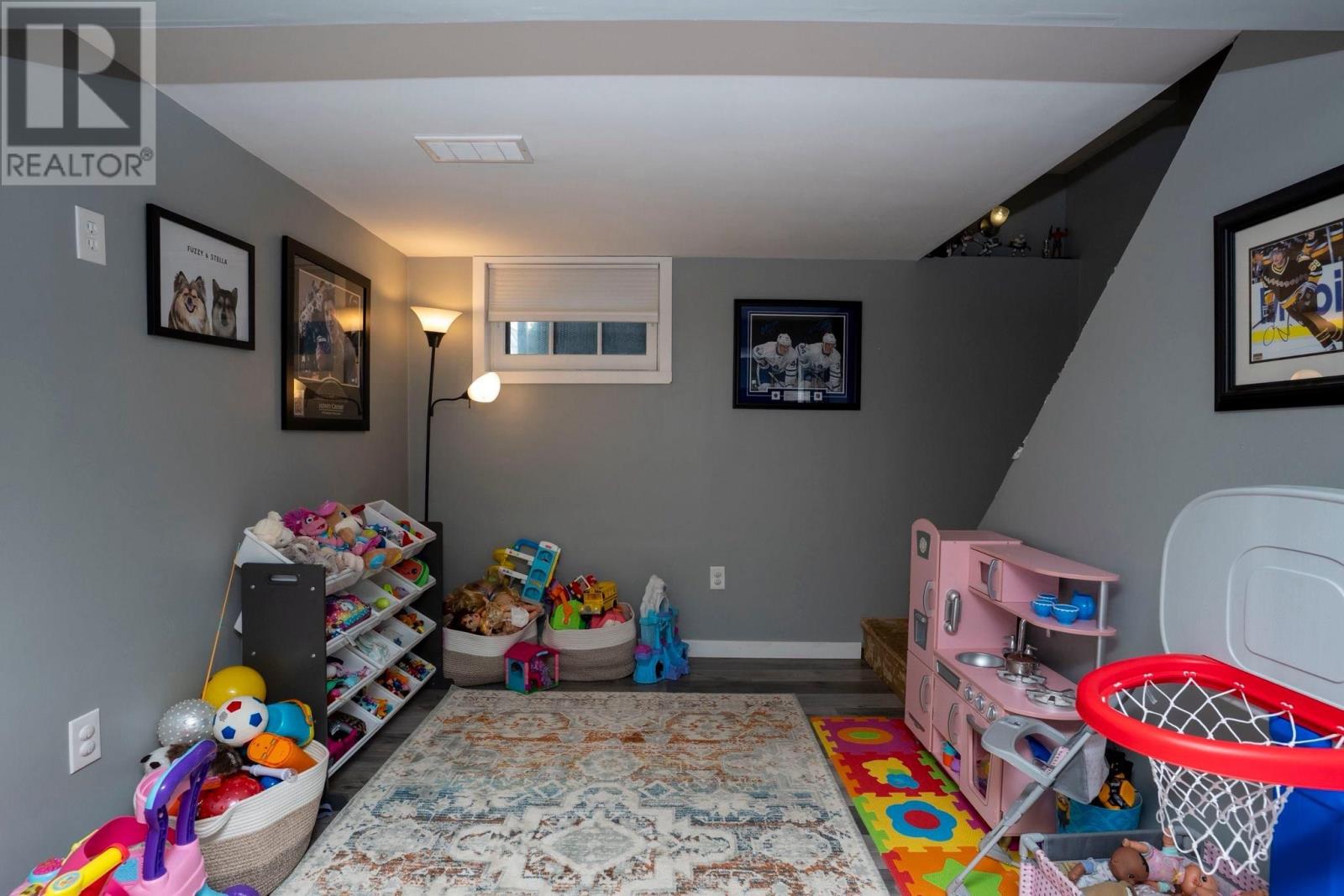 Photo 33 of 2226 Mcgregor Ave, Thunder Bay ON