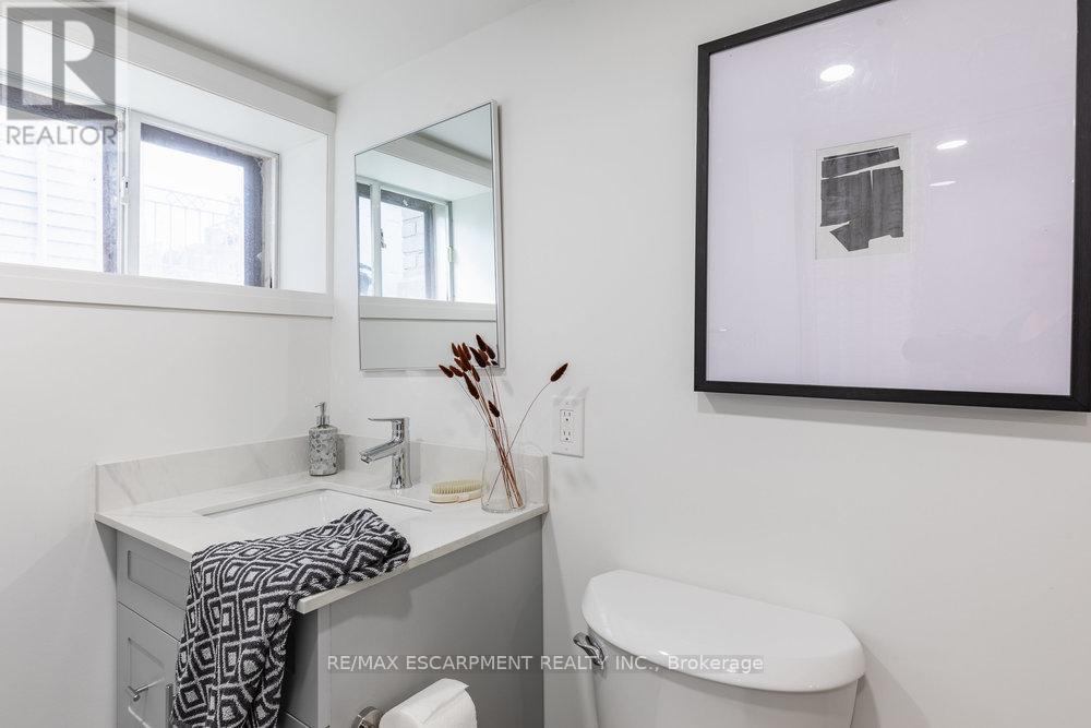 Photo 43 of 132 London Street N, Hamilton ON