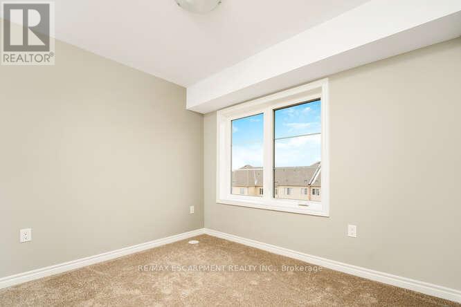 Photo 21 of 76 Wheat Lane, Kitchener ON