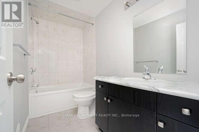 Photo 22 of 76 Wheat Lane, Kitchener ON