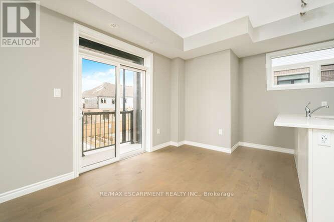 Photo 7 of 76 Wheat Lane, Kitchener ON