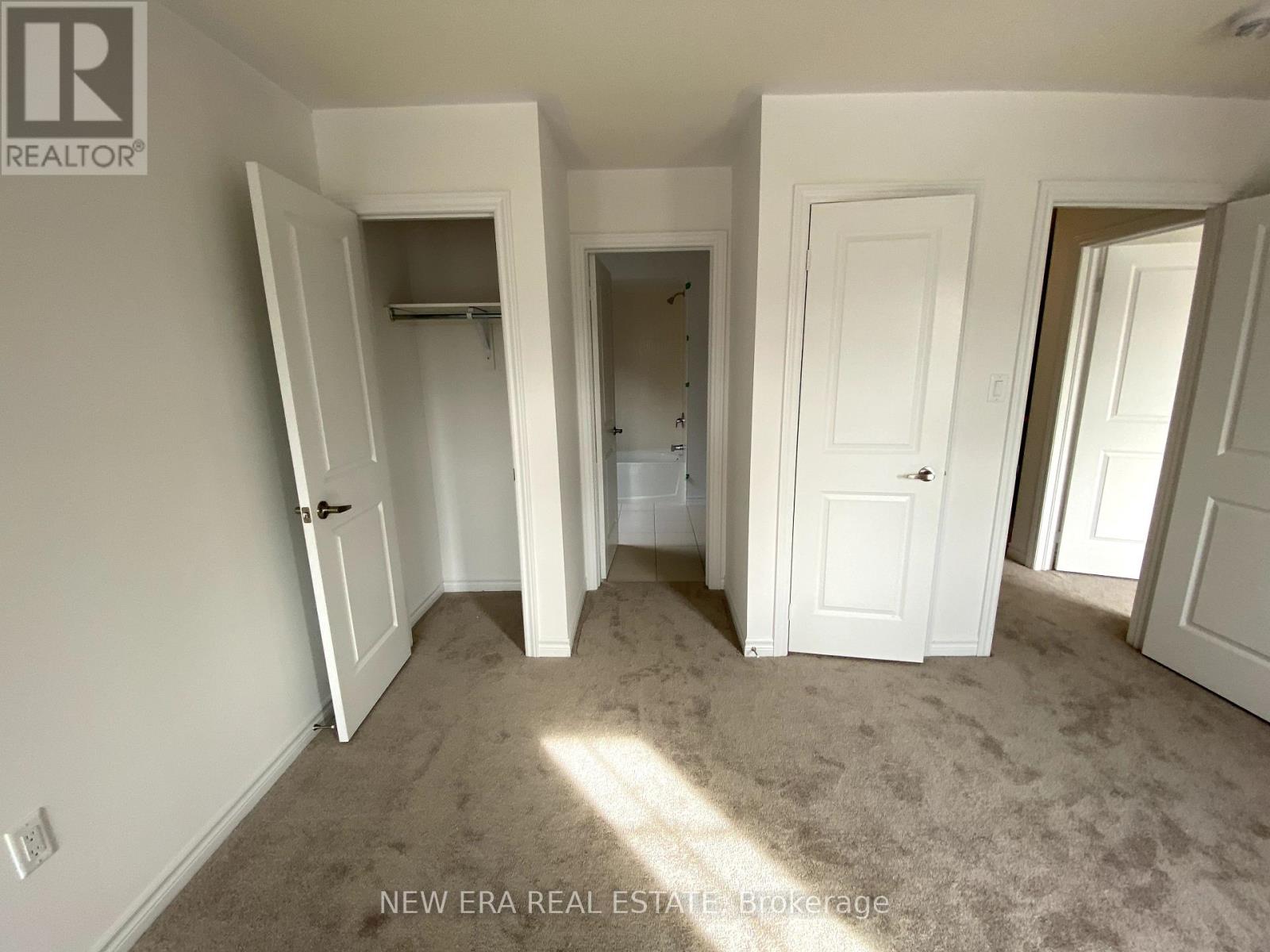 Photo 11 of 254 Ridley Crescent, Southgate ON