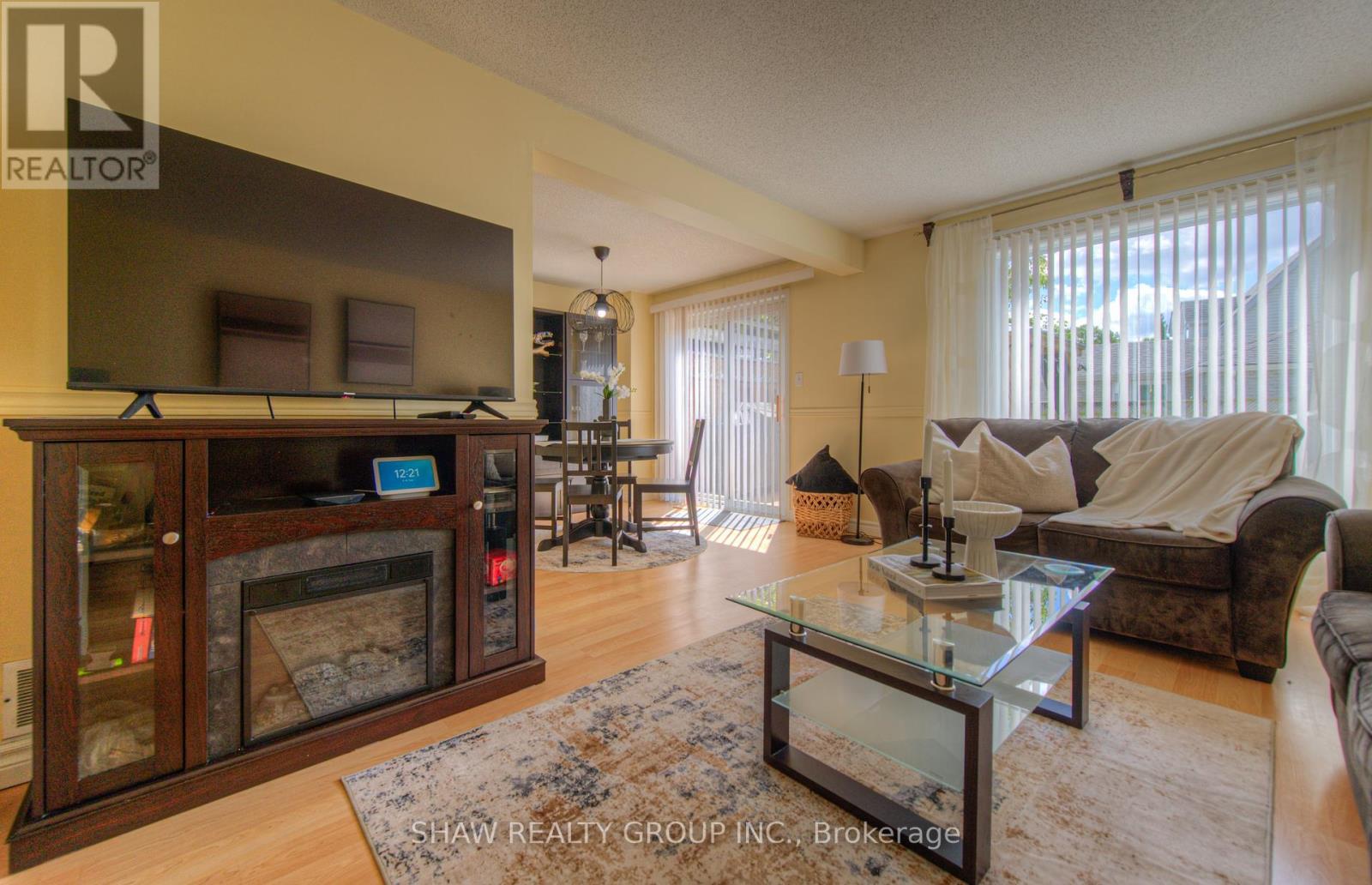 Photo 43 of 985 Elgin Street N, Cambridge ON