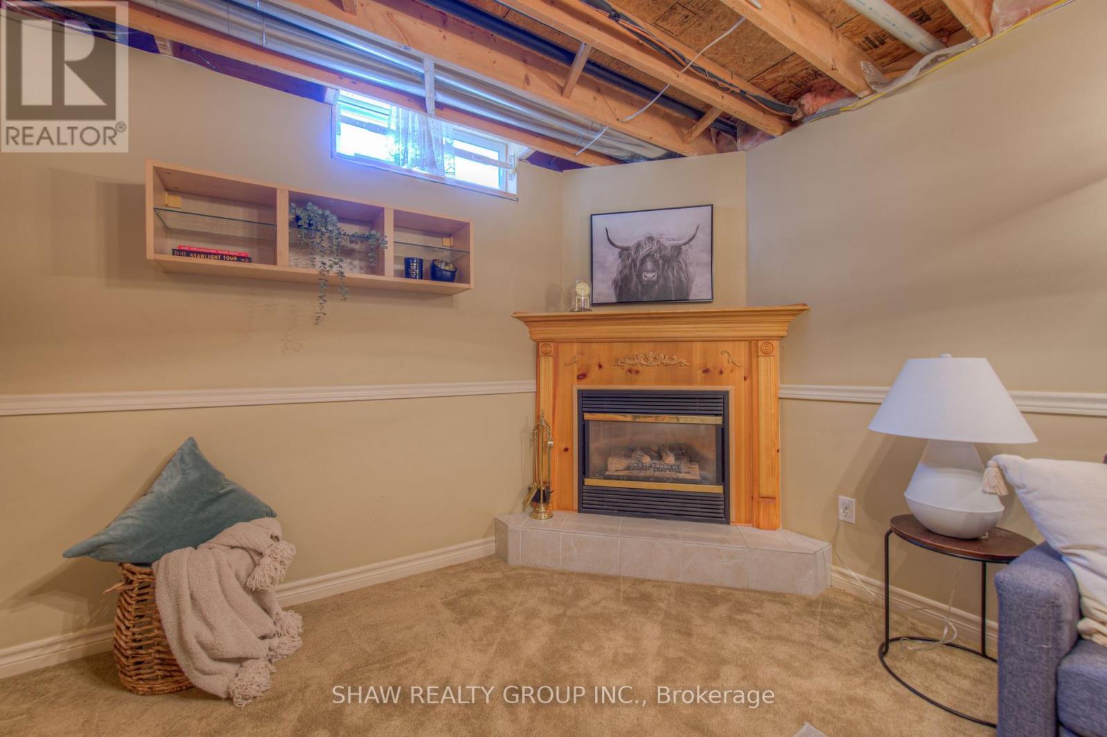 Photo 8 of 985 Elgin Street N, Cambridge ON