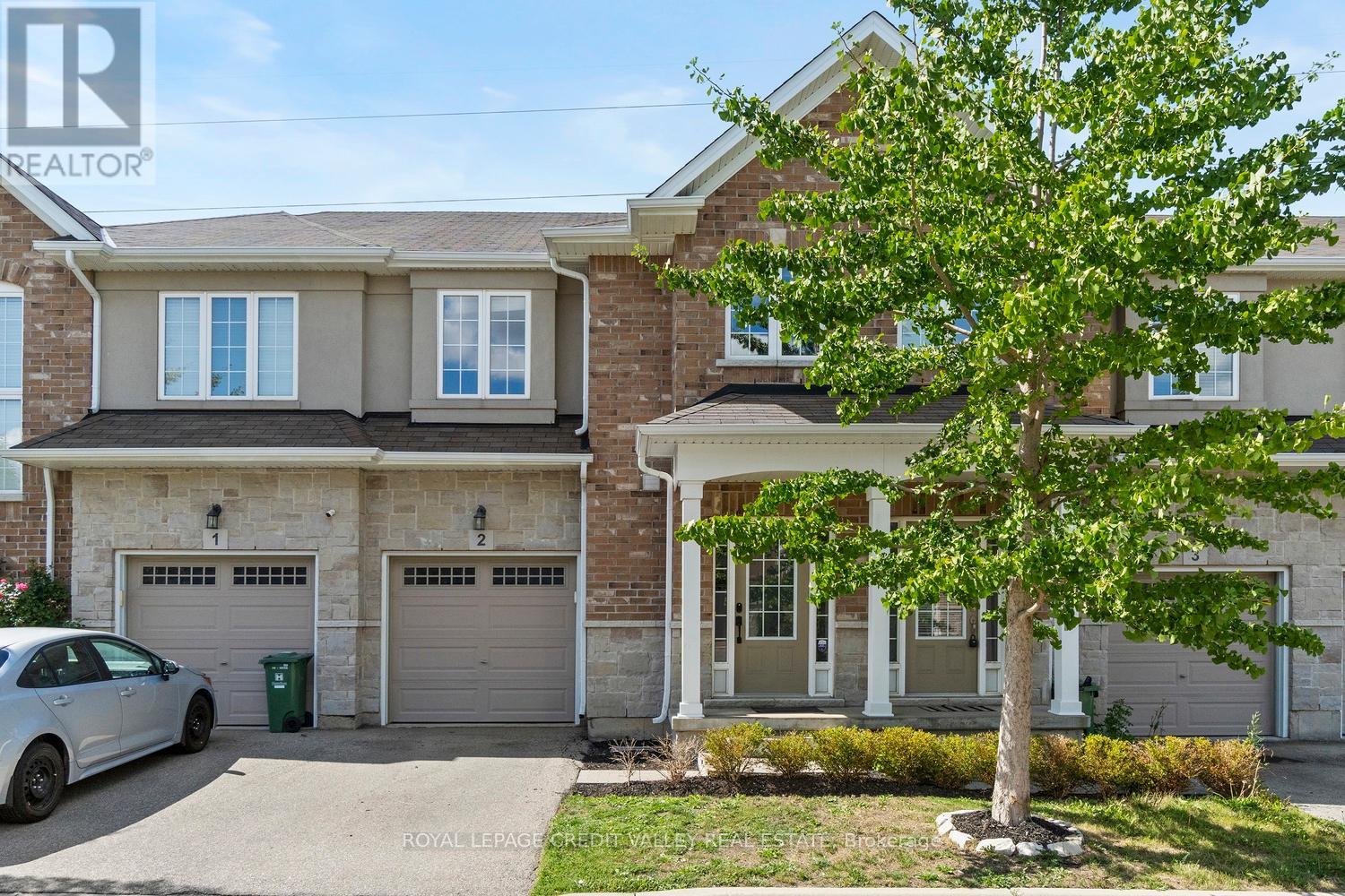 Photo 9 of 2 90 Raymond Road, Hamilton ON