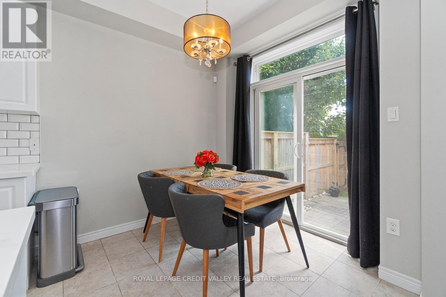 Photo 23 of 2 90 Raymond Road, Hamilton ON