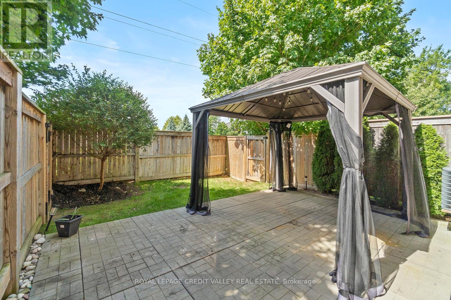Photo 22 of 2 90 Raymond Road, Hamilton ON