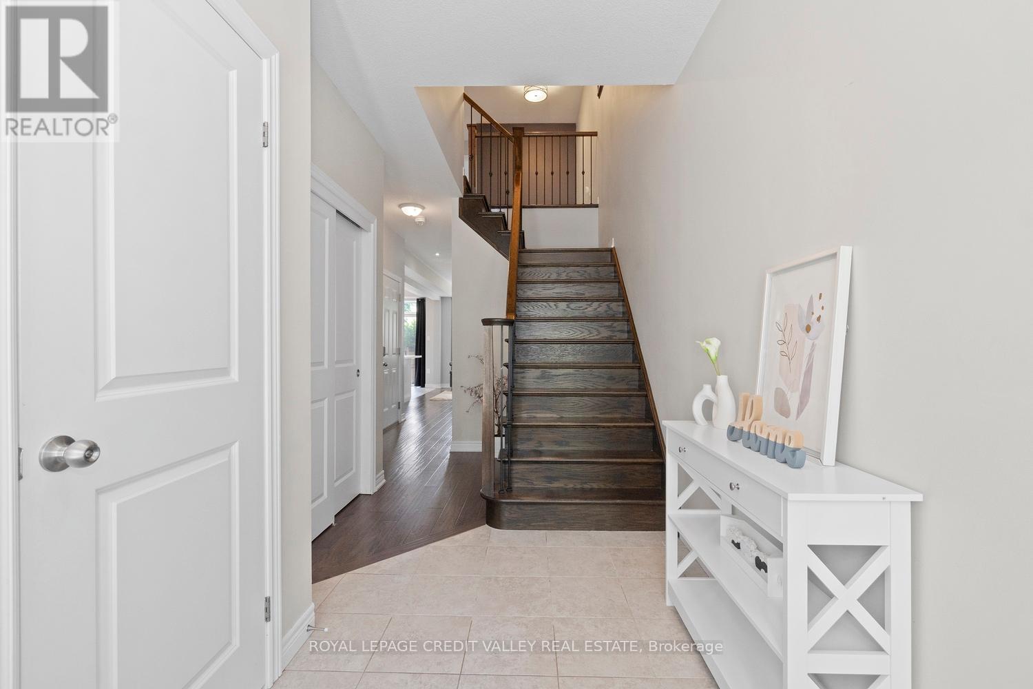 Photo 27 of 2 90 Raymond Road, Hamilton ON