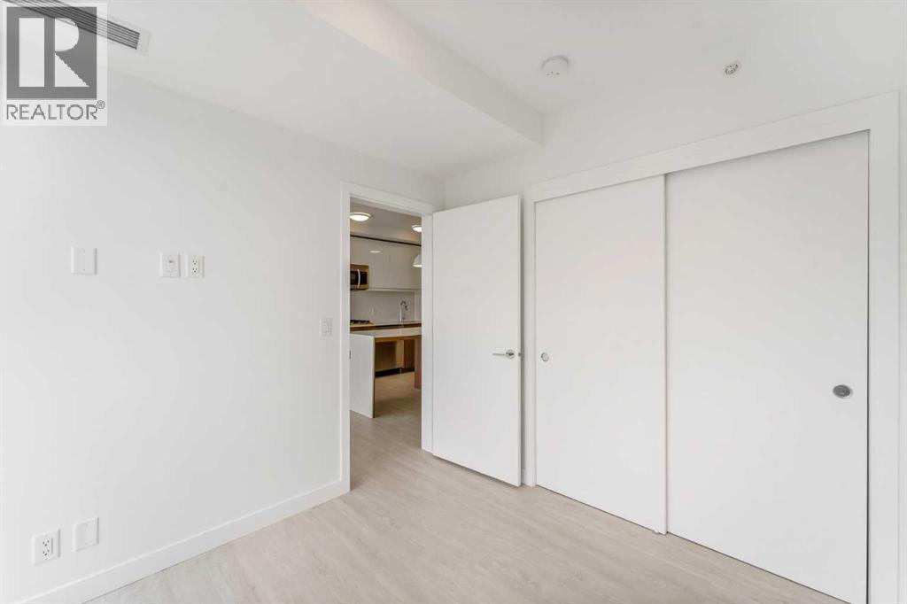 Photo 4 of 610 327 9 A Street Nw, Calgary AB
