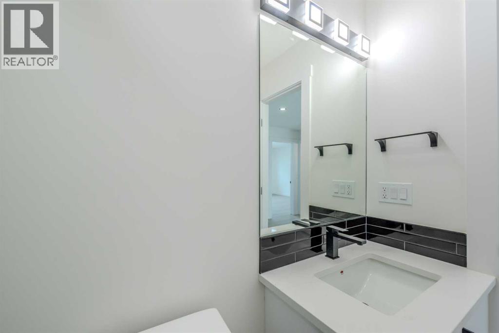 Photo 2 of 93 Coral Reef Crescent Ne, Calgary AB