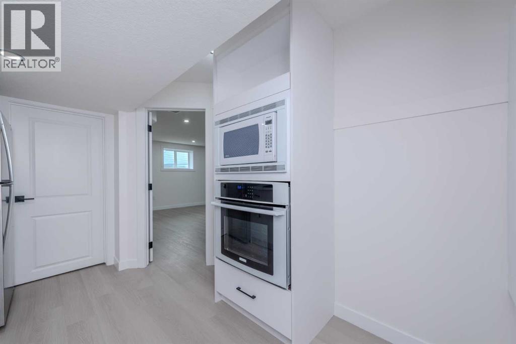 Photo 13 of 93 Coral Reef Crescent Ne, Calgary AB