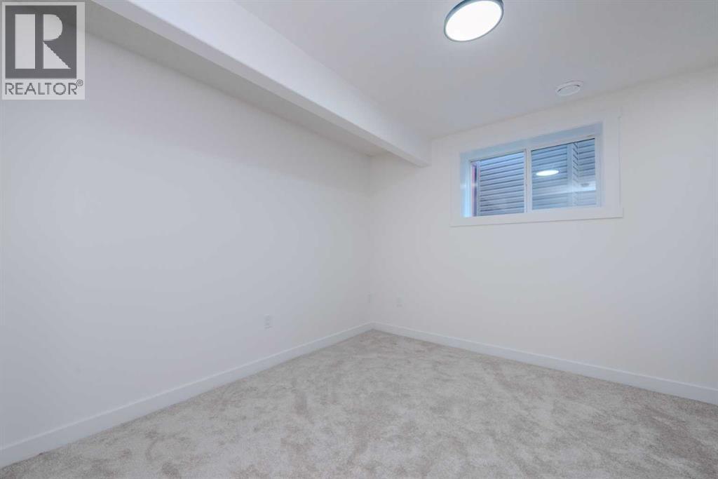 Photo 15 of 93 Coral Reef Crescent Ne, Calgary AB