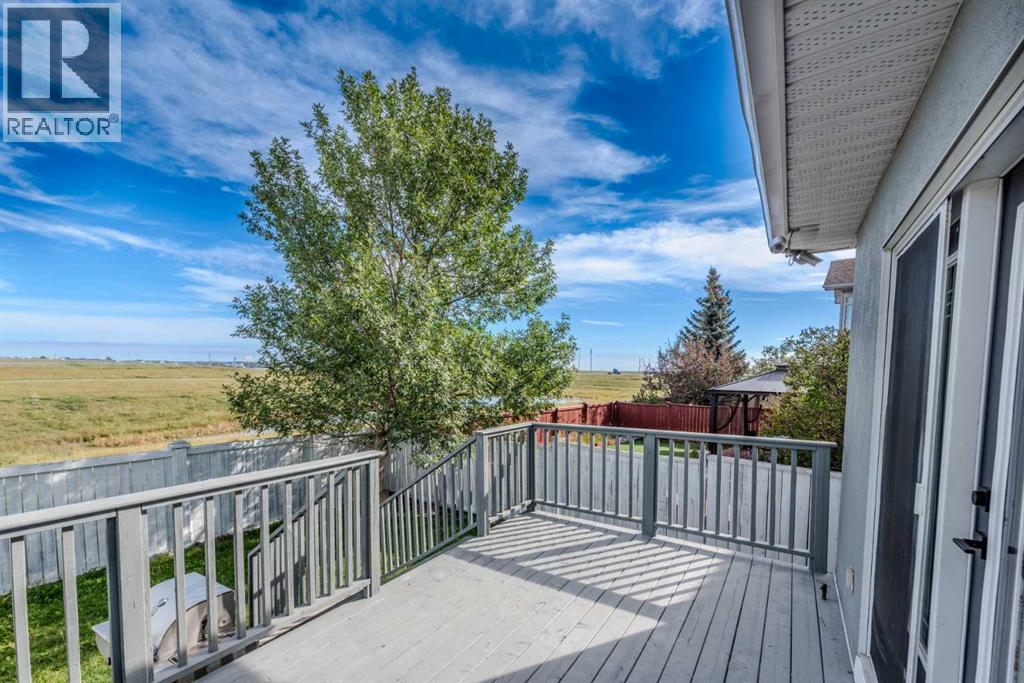 Photo 27 of 93 Coral Reef Crescent Ne, Calgary AB