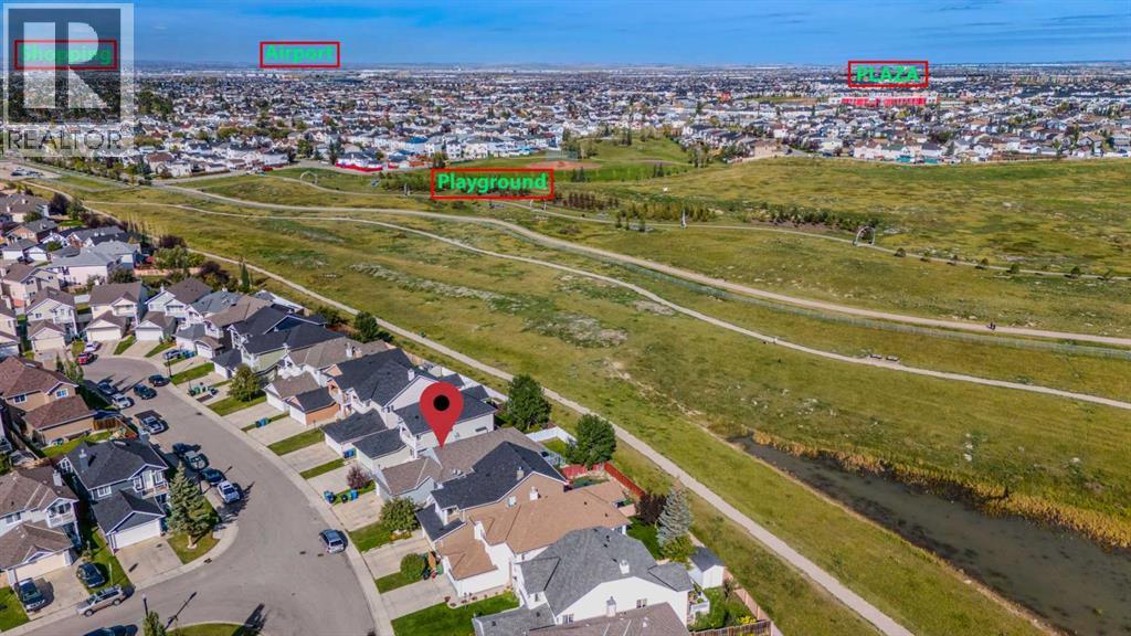 Photo 31 of 93 Coral Reef Crescent Ne, Calgary AB