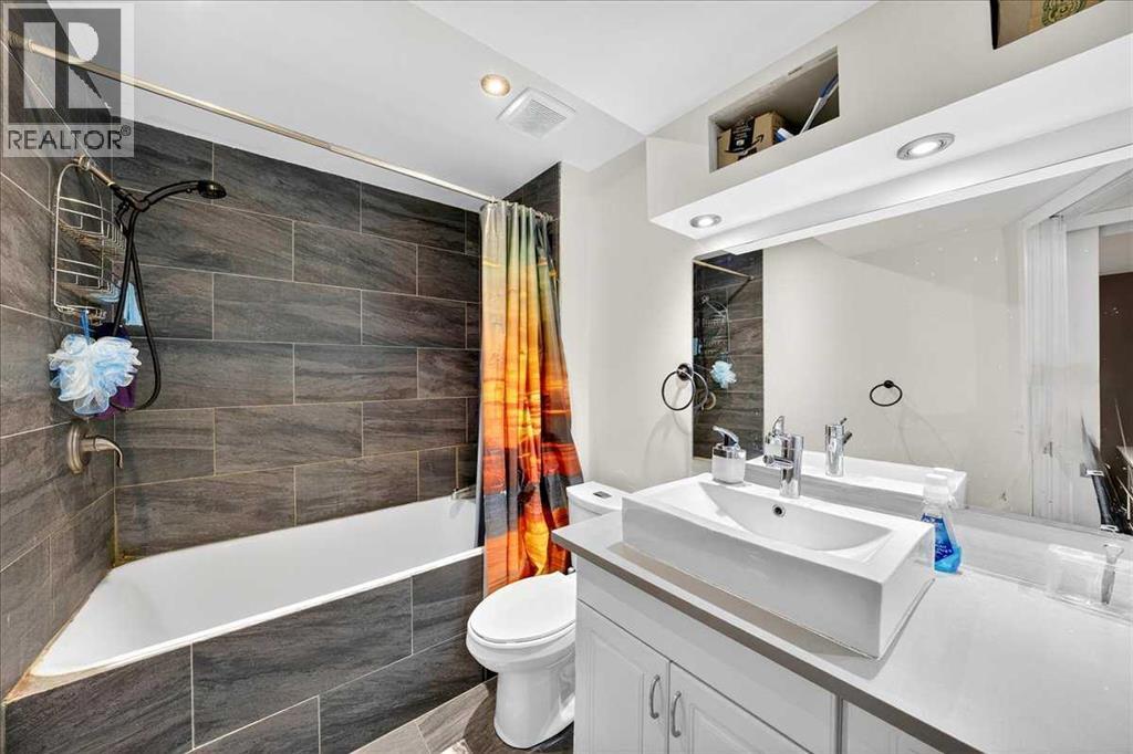 Photo 24 of 2103 Country Hills Circle Nw, Calgary AB