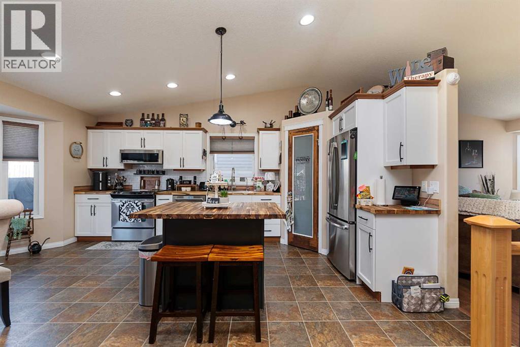 Photo 11 of 6816 39 A Street, Lloydminster AB