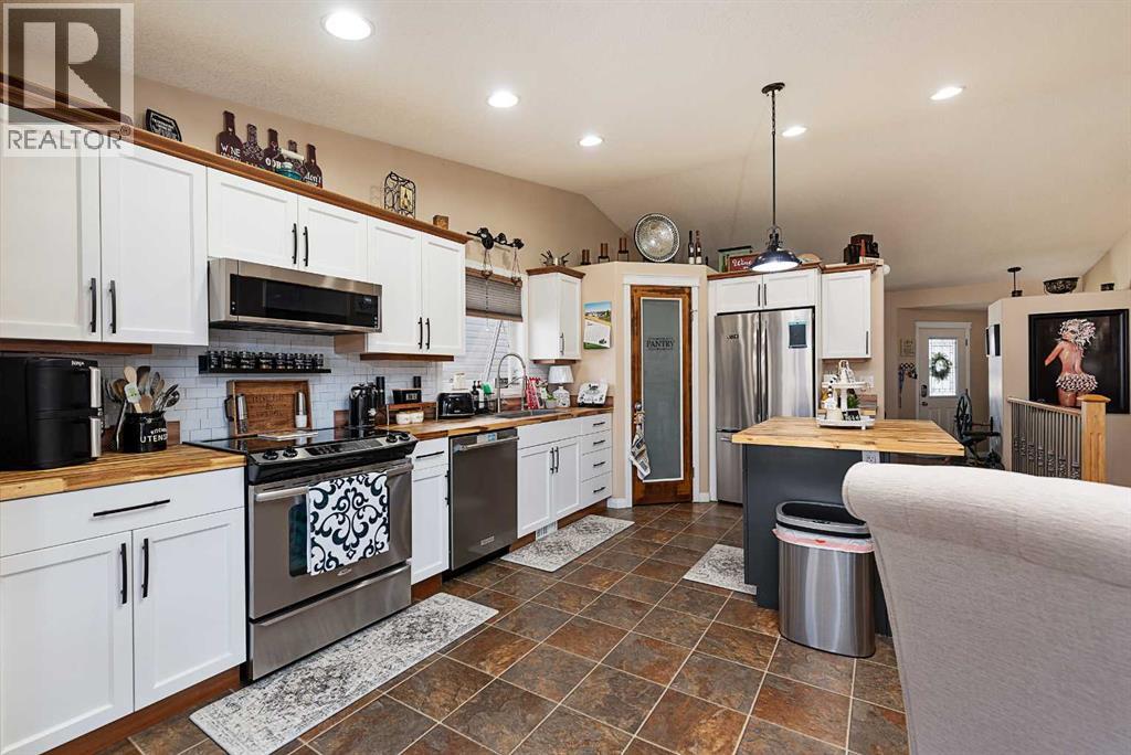 Photo 21 of 6816 39 A Street, Lloydminster AB