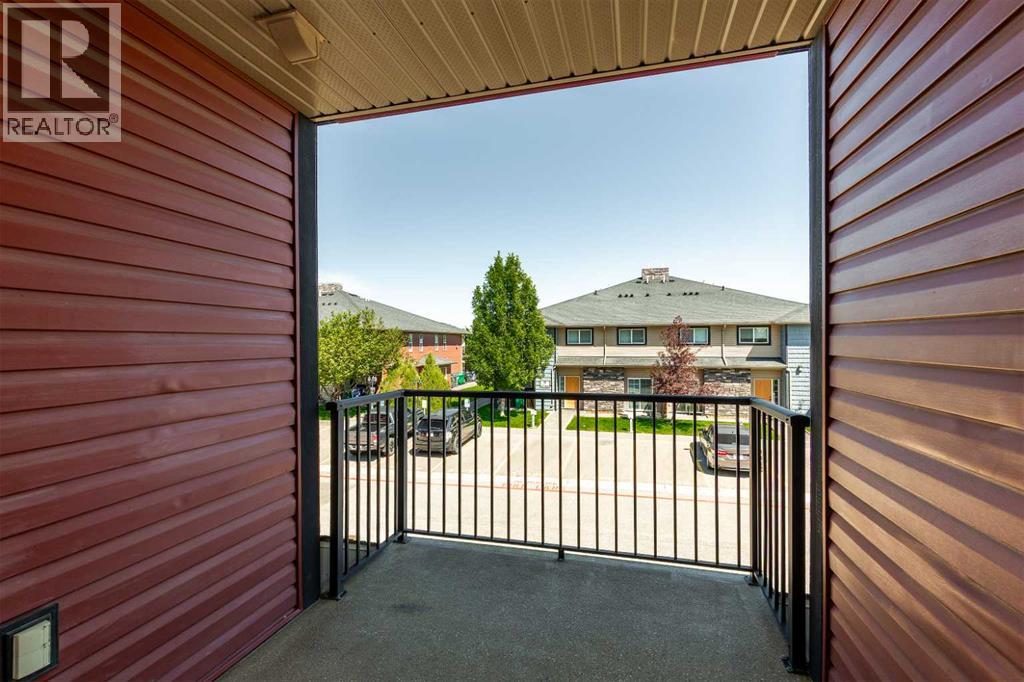 Single Family House for Sale in  Mt Sundance Manor W Sunridge Lethbridge 