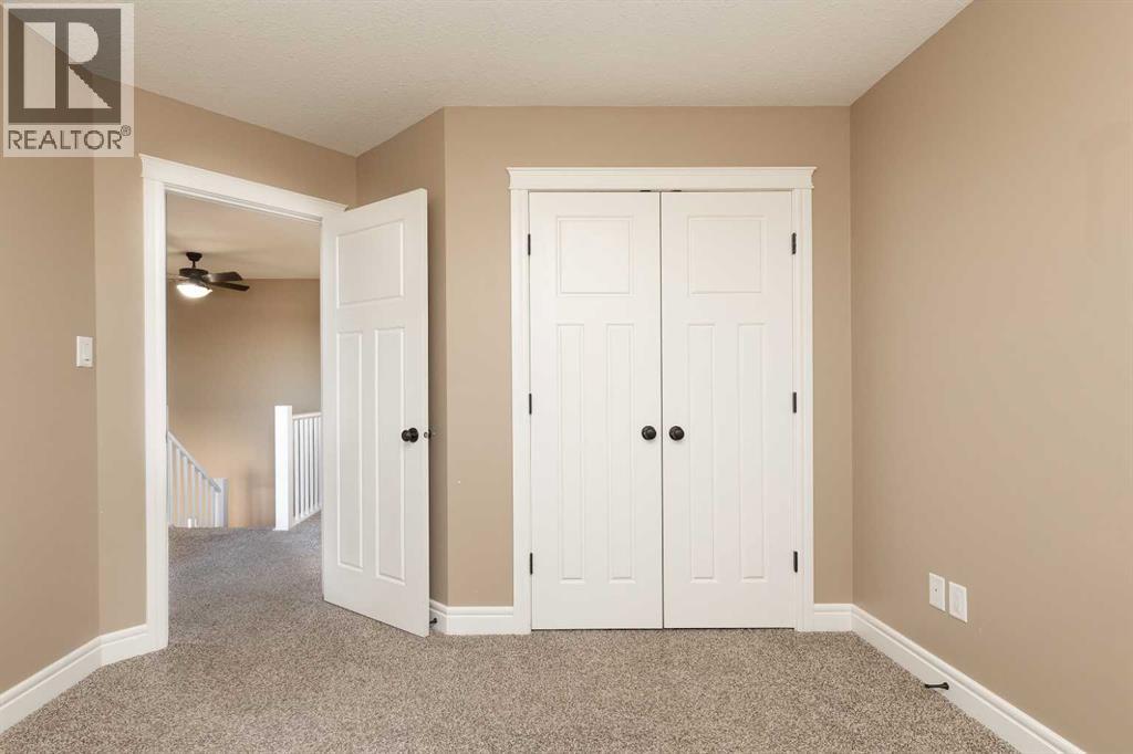 Single Family House for Sale in  Mt Sundance Manor W Sunridge Lethbridge 