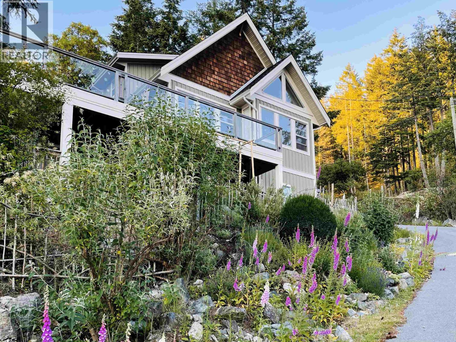 Photo 27 of 13564 Lee Road, Madeira Park BC