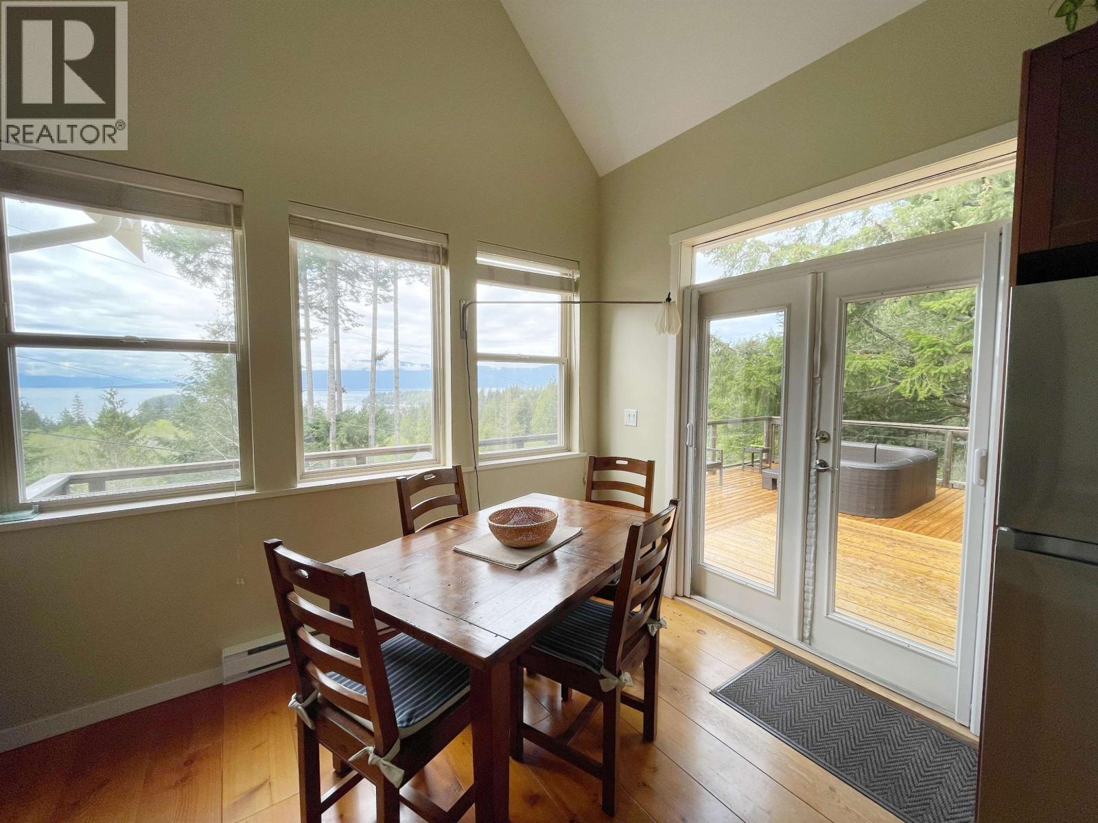 Photo 8 of 13564 Lee Road, Madeira Park BC