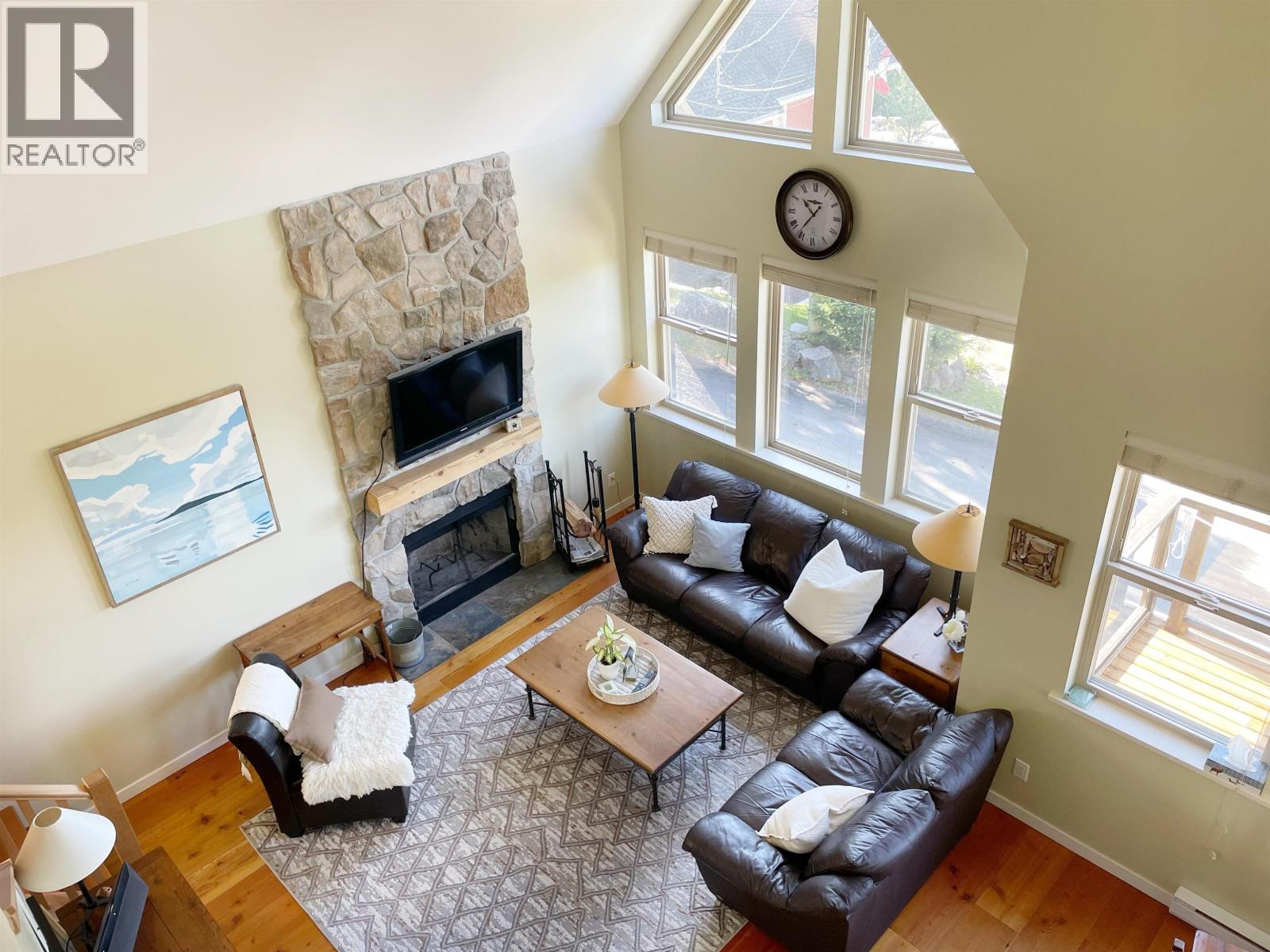 Photo 10 of 13564 Lee Road, Madeira Park BC