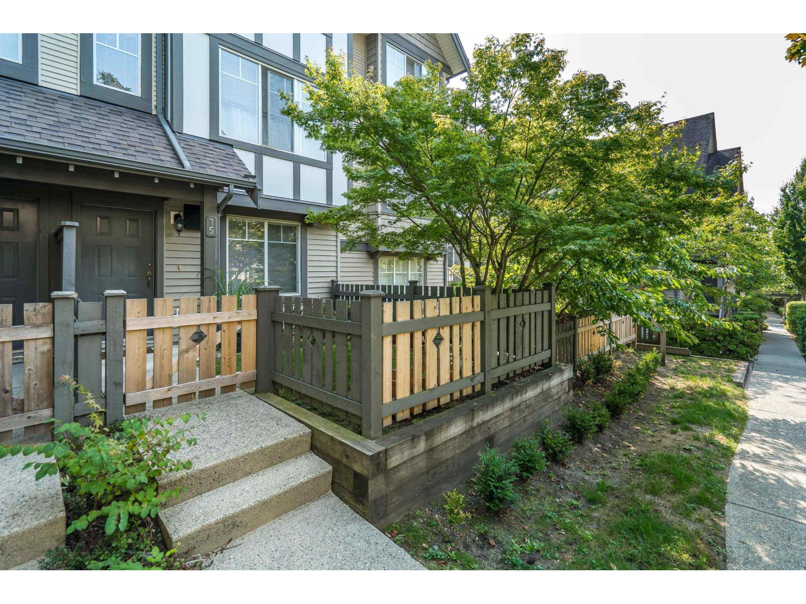 Photo 5 of 75 20038 70 Avenue, Langley BC