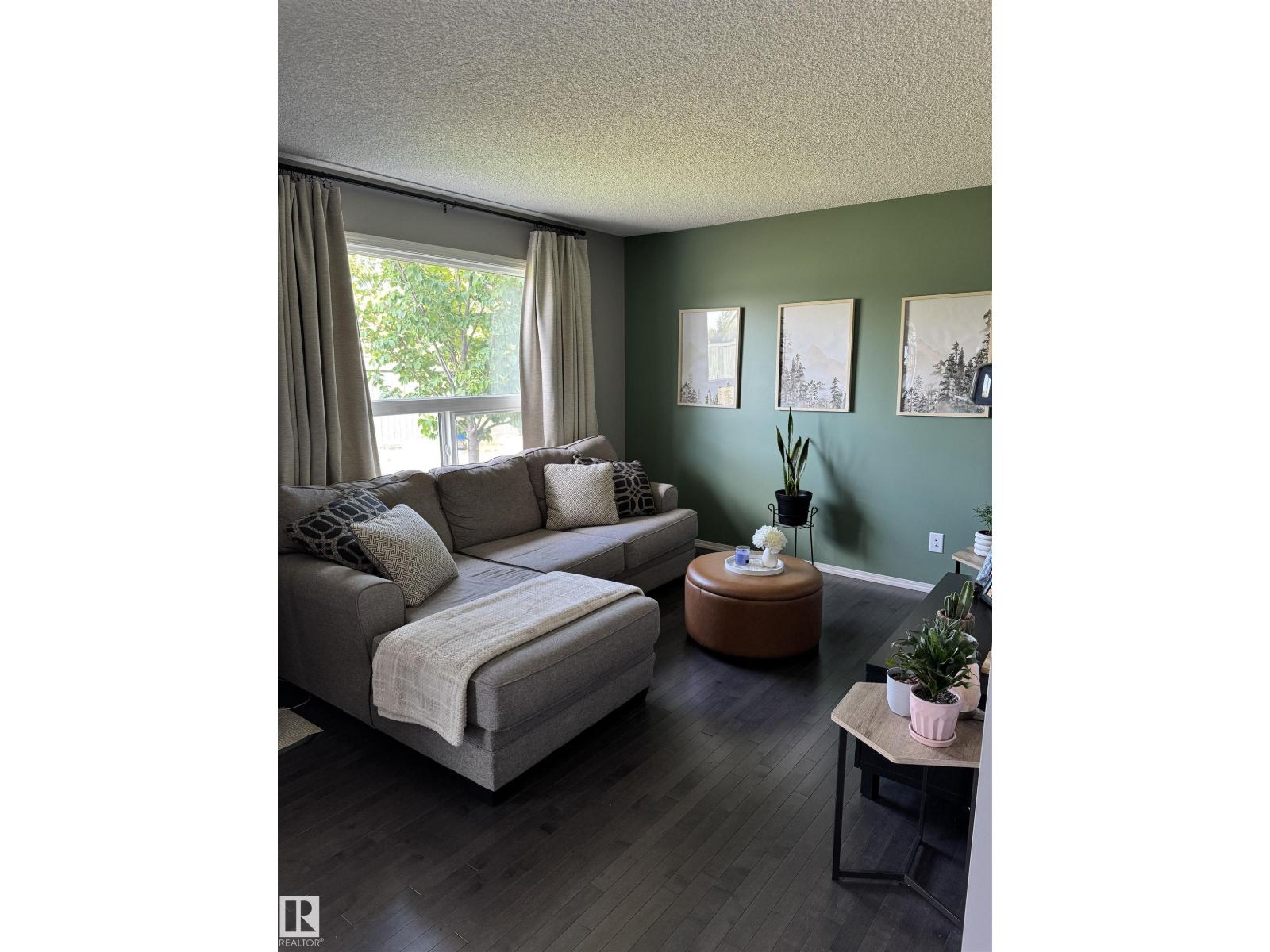 Photo 4 of 18 13838 166 Av Nw Nw, Edmonton AB