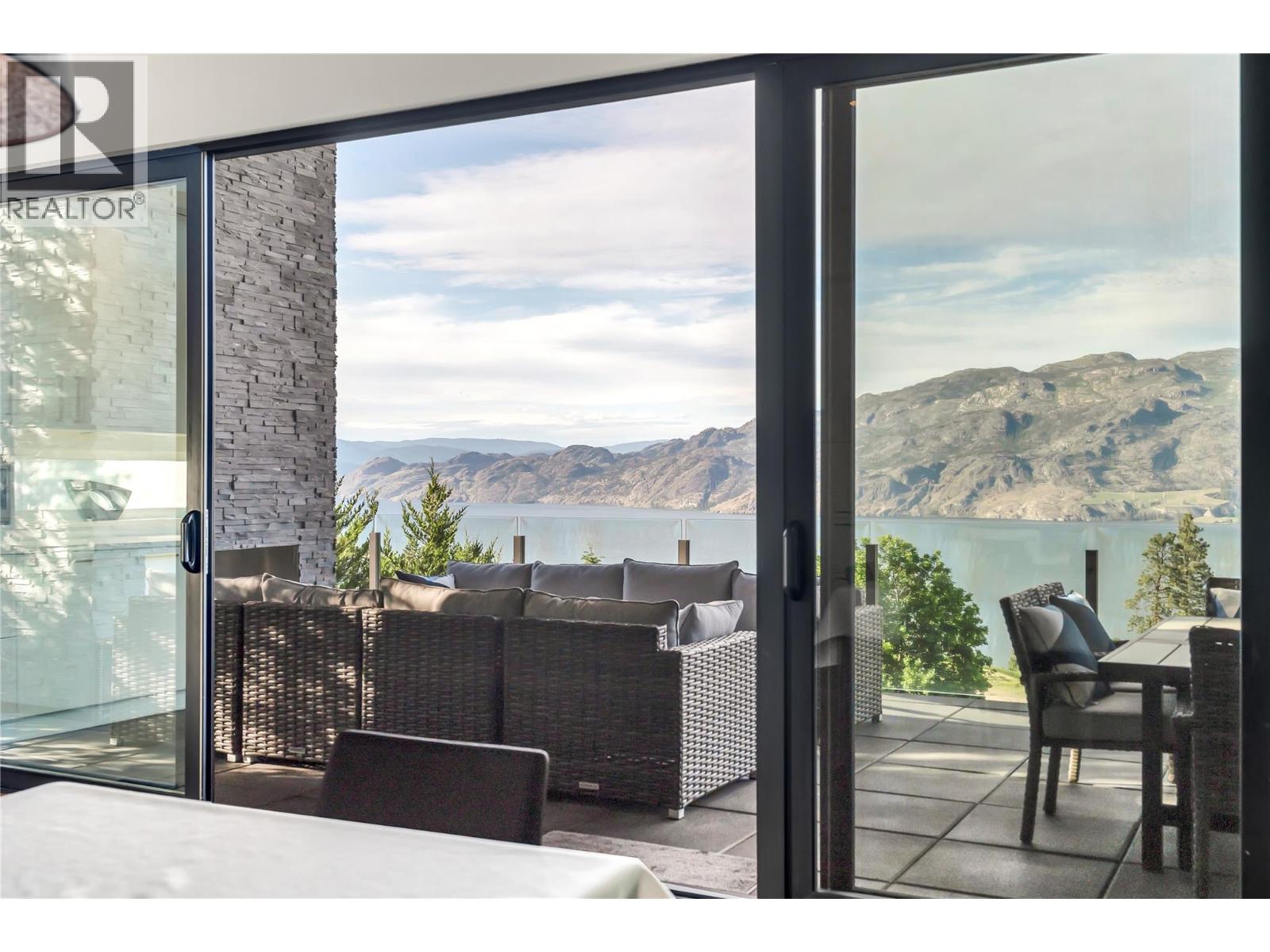 138 Sumac Ridge Drive, Summerland