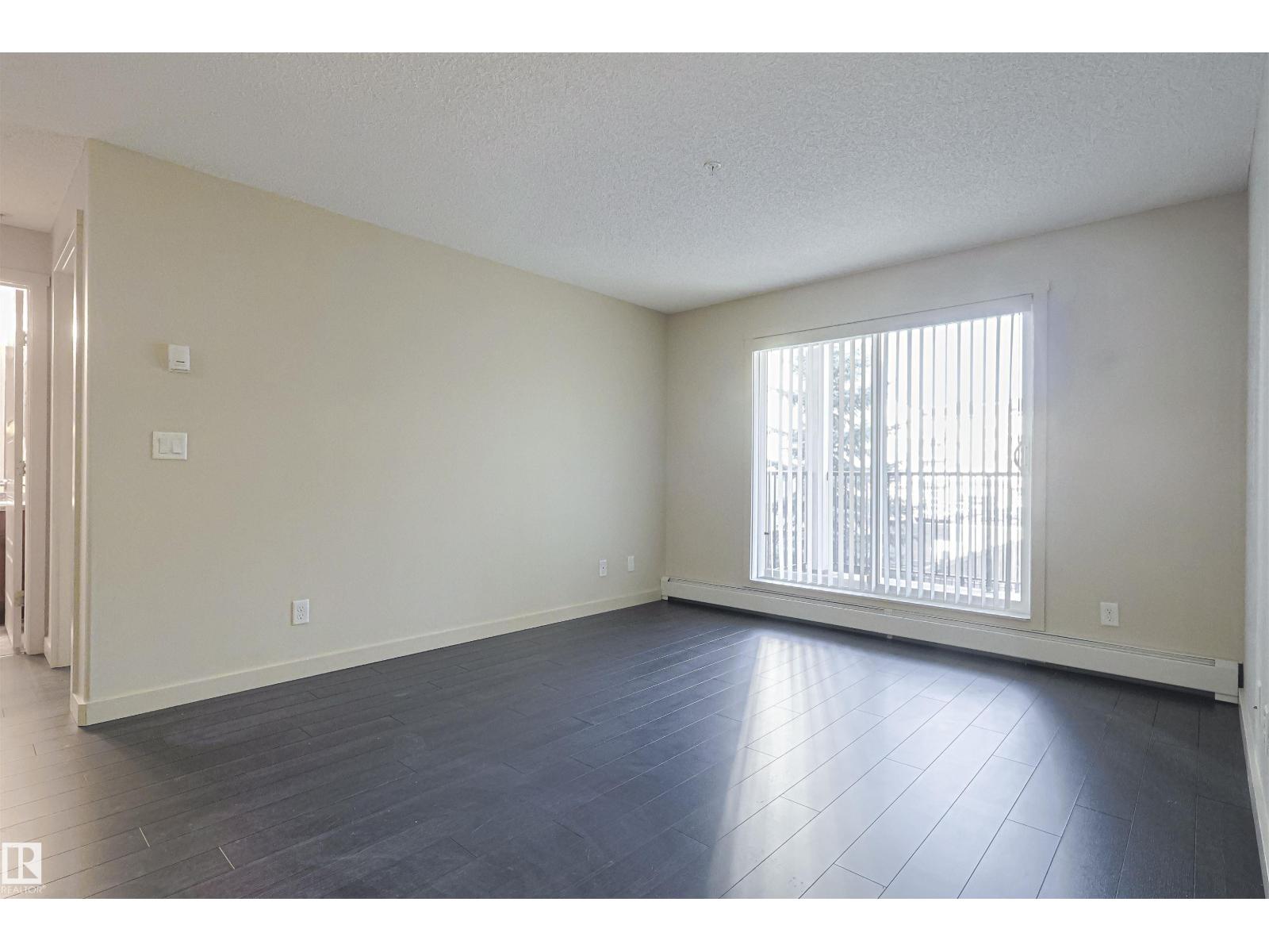 Photo 33 of 230 6076 Schonsee Wy Nw Nw, Edmonton AB