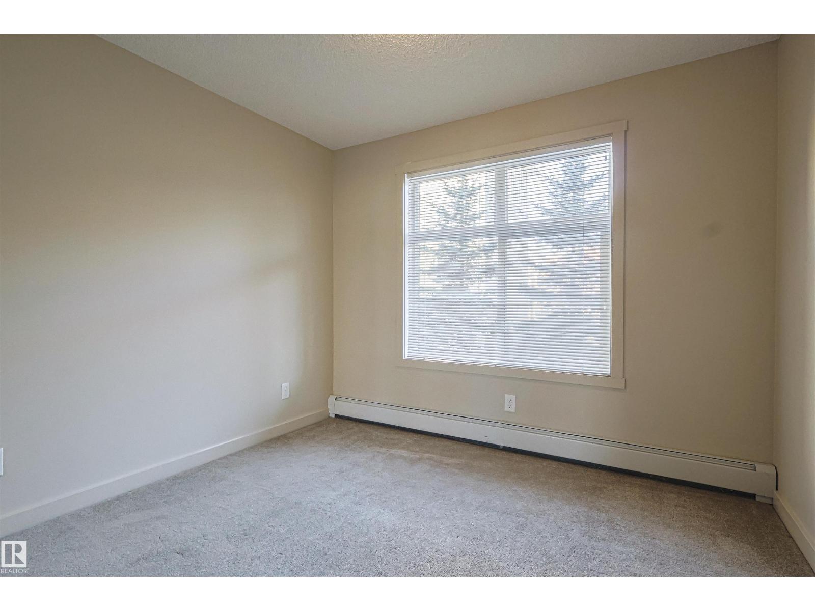 Photo 37 of 230 6076 Schonsee Wy Nw Nw, Edmonton AB