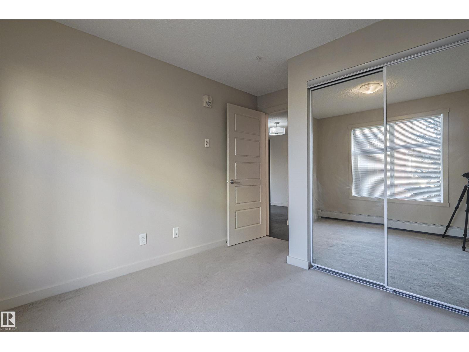 Photo 38 of 230 6076 Schonsee Wy Nw Nw, Edmonton AB