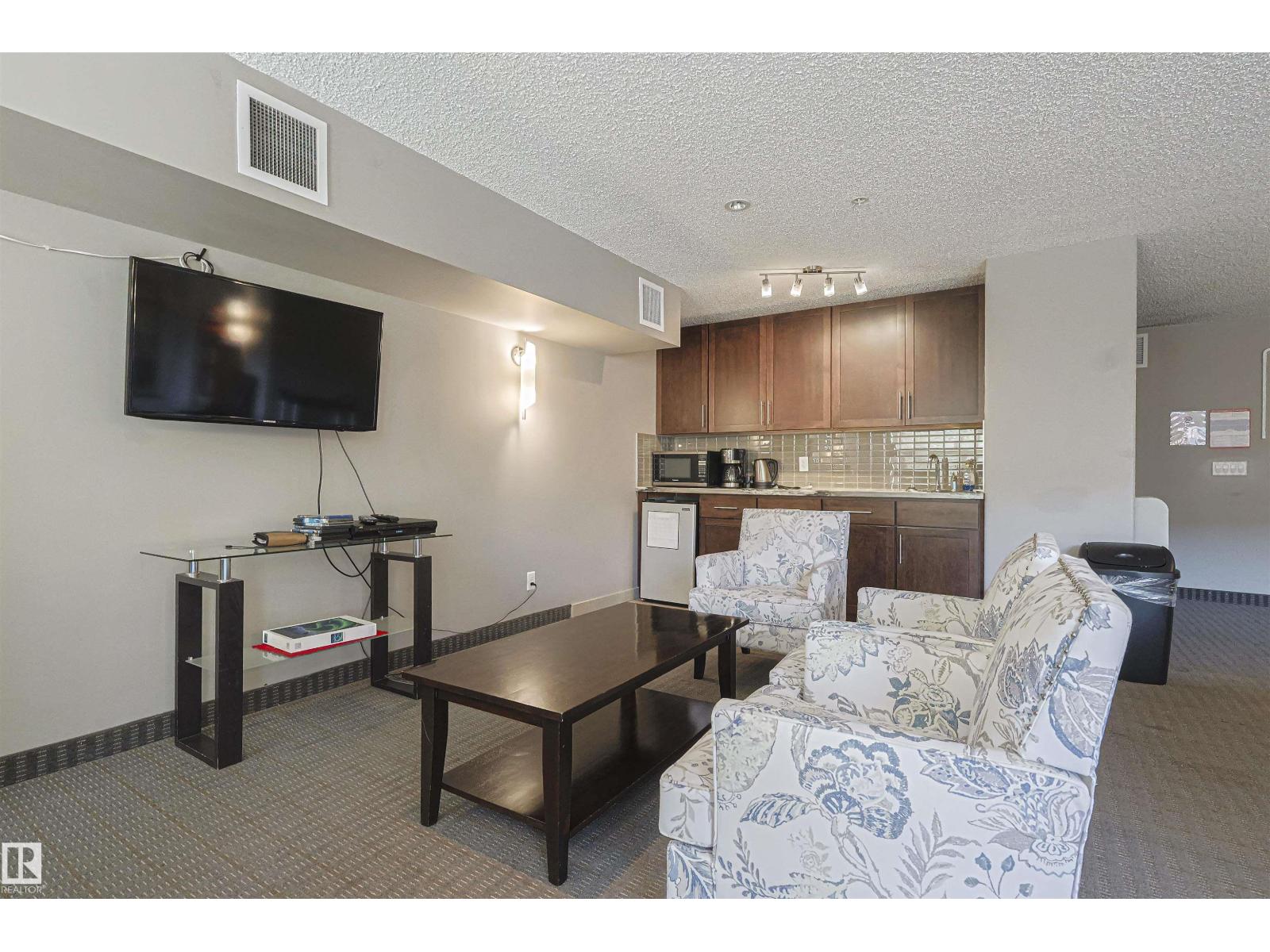 Photo 4 of 230 6076 Schonsee Wy Nw Nw, Edmonton AB