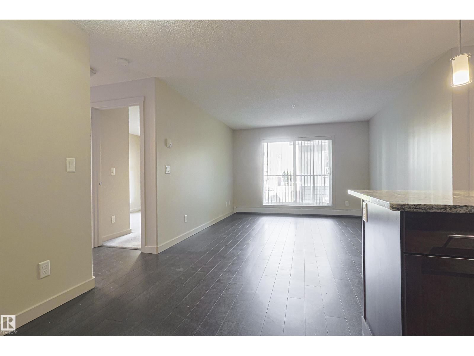 Photo 20 of 230 6076 Schonsee Wy Nw Nw, Edmonton AB