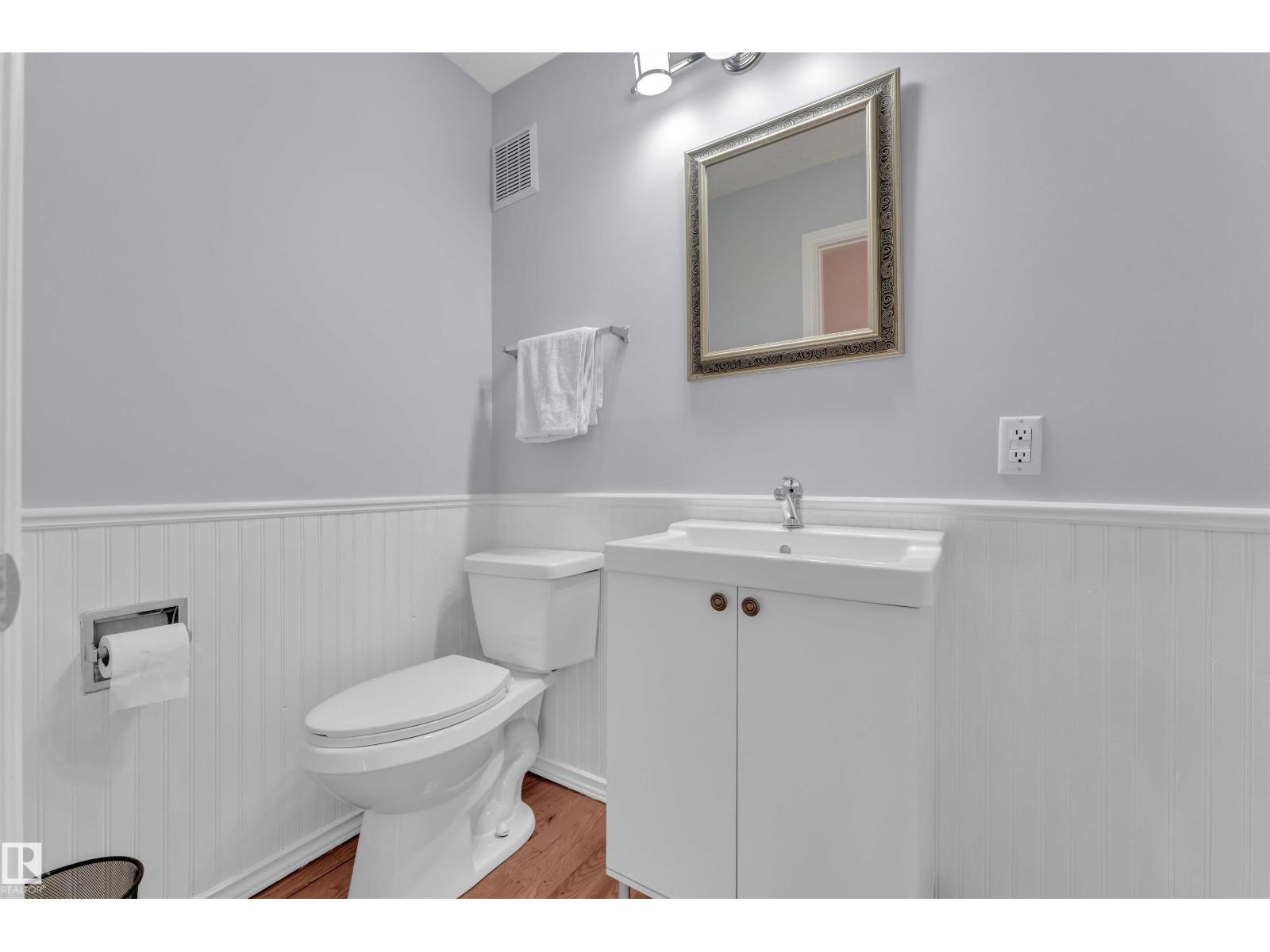 Photo 37 of 7853 26 Av Nw, Edmonton AB