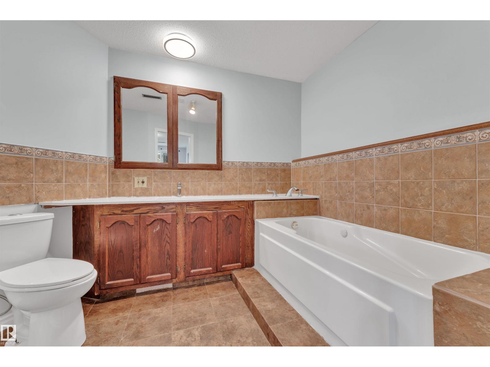Photo 48 of 7853 26 Av Nw, Edmonton AB
