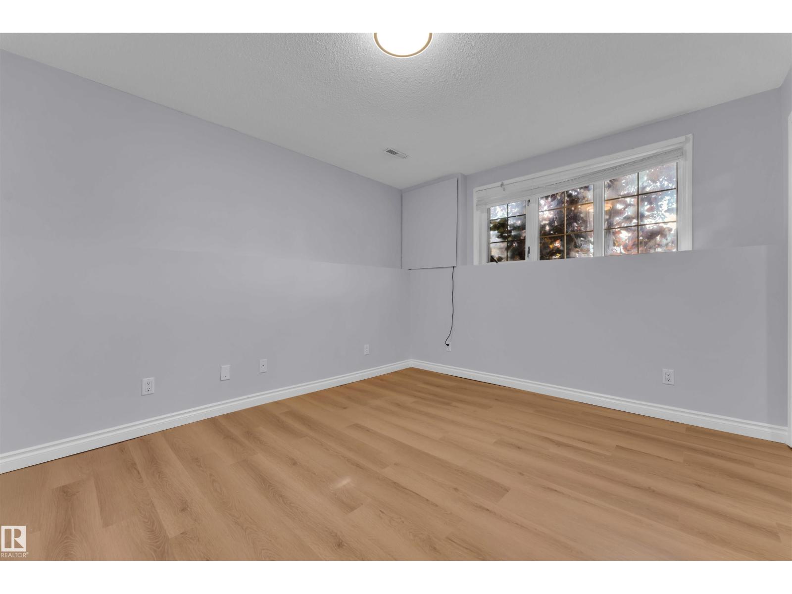Photo 24 of 7853 26 Av Nw, Edmonton AB