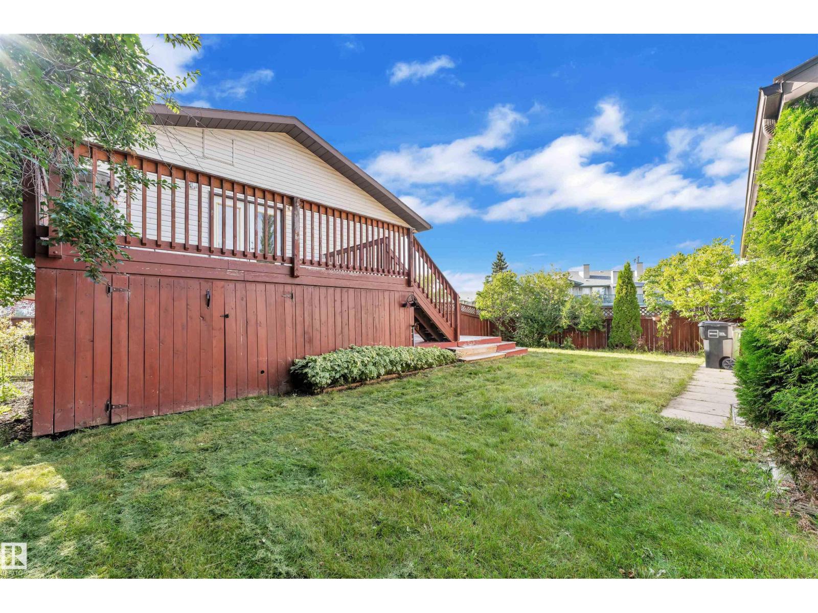 Photo 22 of 7853 26 Av Nw, Edmonton AB