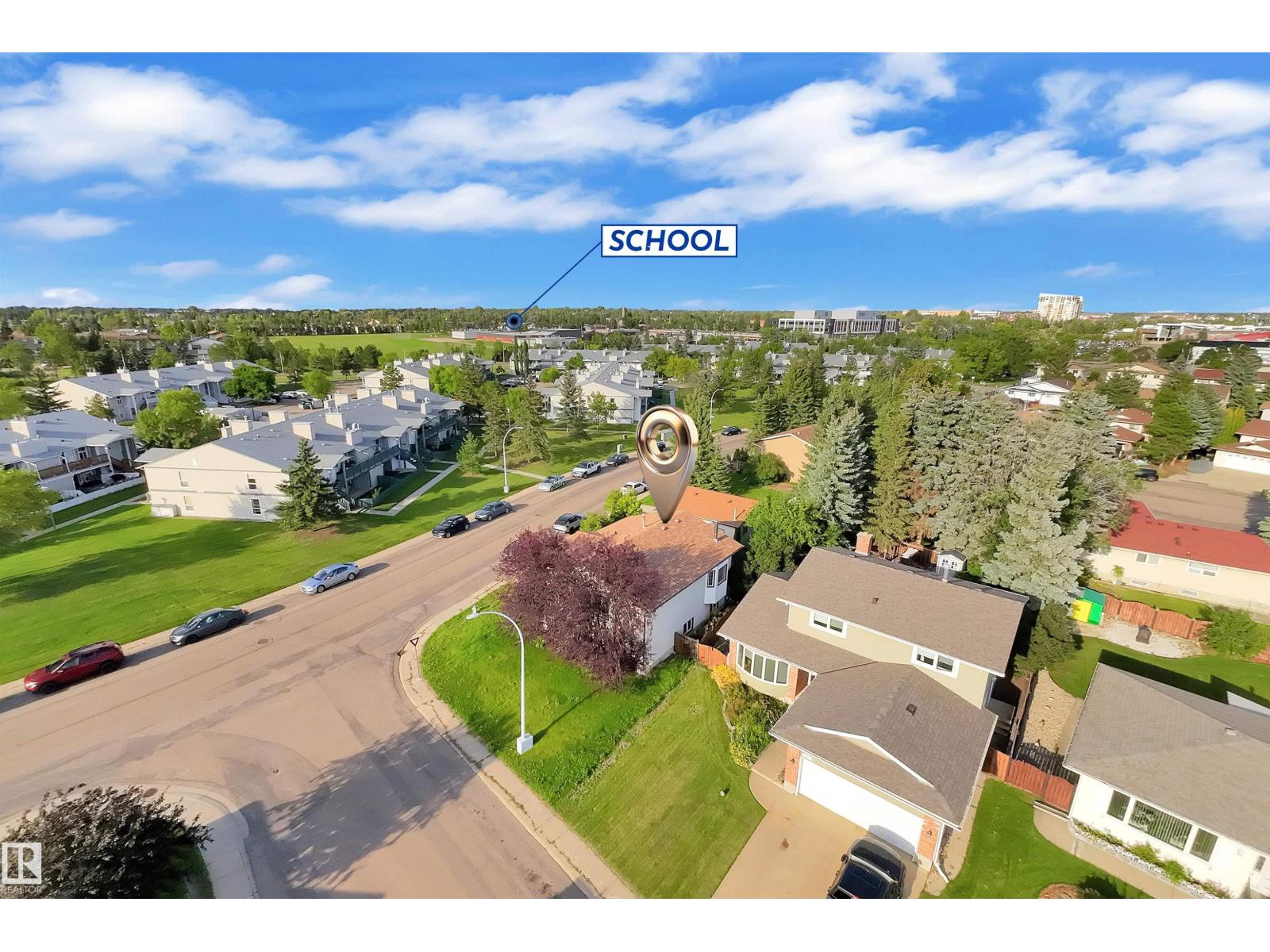 Photo 20 of 7853 26 Av Nw, Edmonton AB