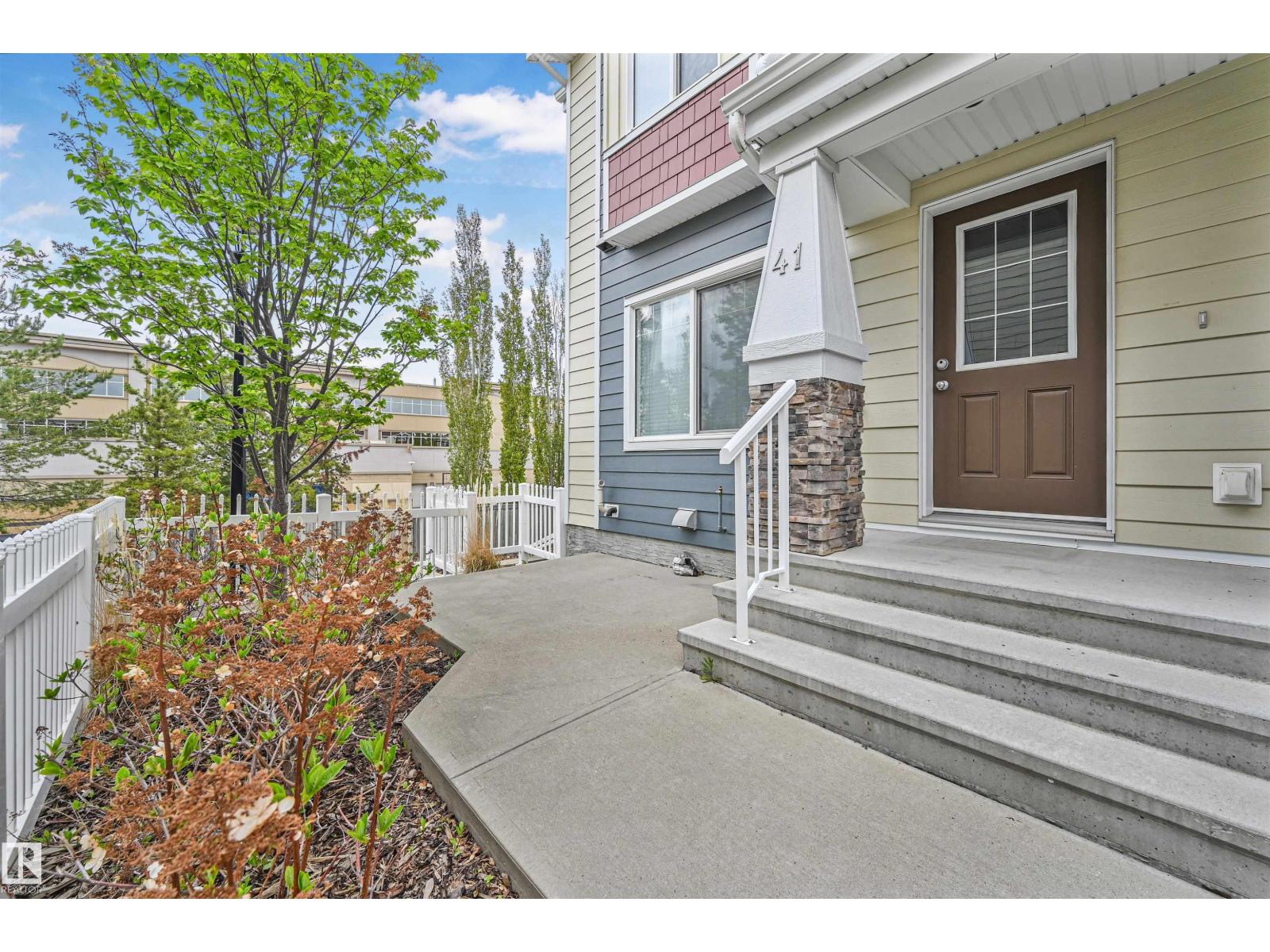 Photo 1 of 41 2003 Rabbit Hill Rd Nw, Edmonton AB